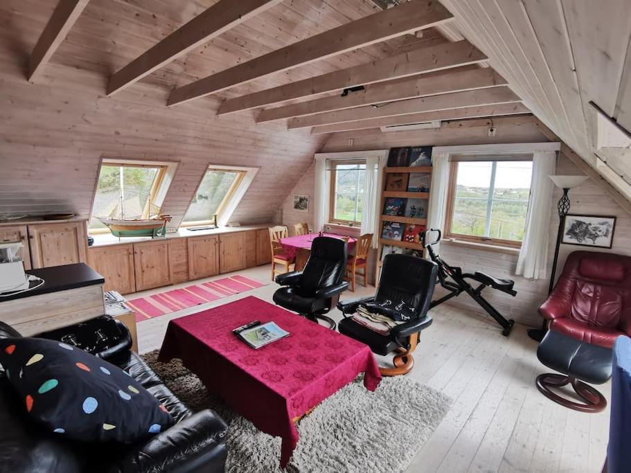 Topfloor Apartment Separate Entranc Nice View Stord Fitjar Exterior photo