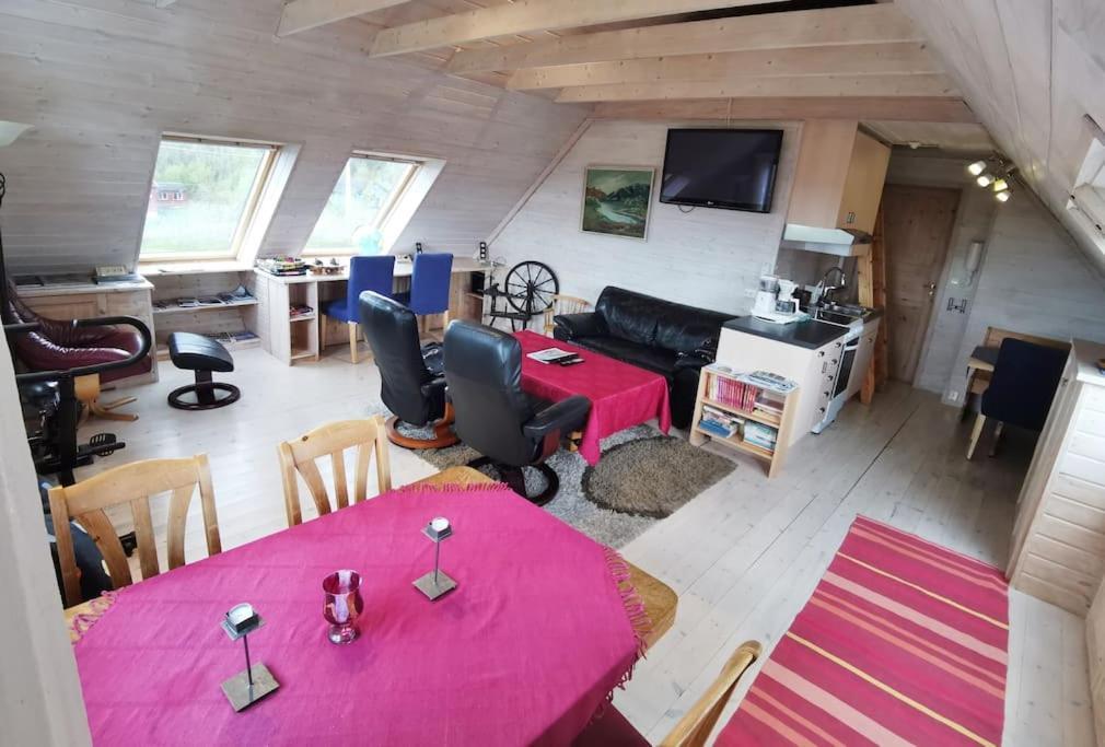 Topfloor Apartment Separate Entranc Nice View Stord Fitjar Exterior photo